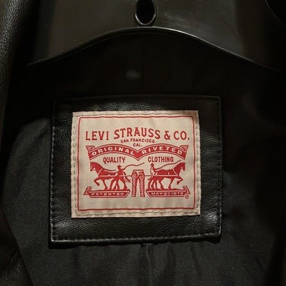 Levi’s Women's Vegan Leather Moto Jacket - Picture 11 of 13